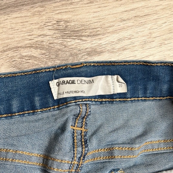 Garage shorts - Picture 2 of 2